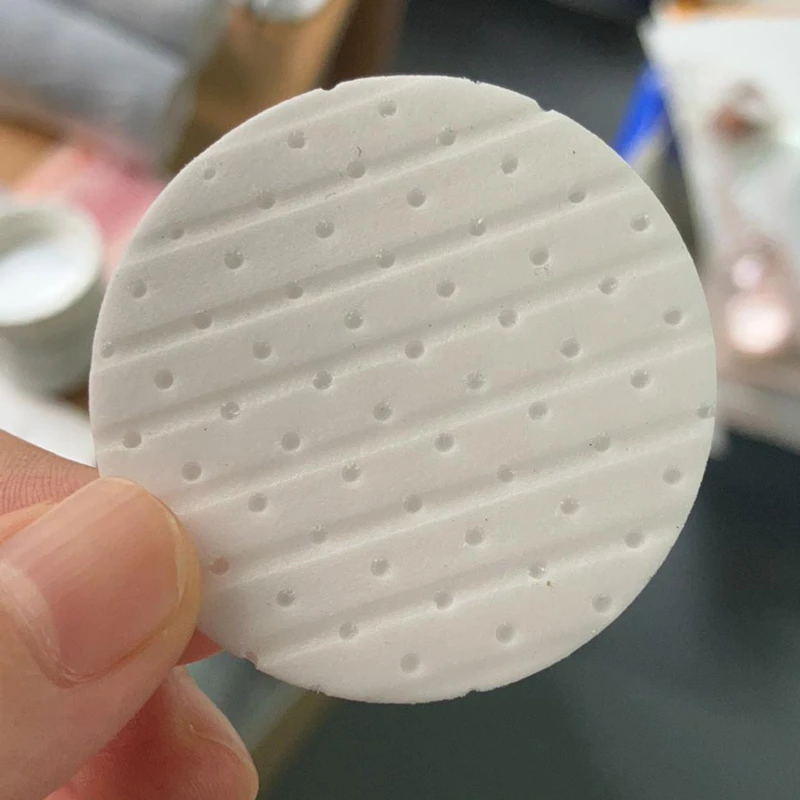 Joint respirant en mousse de poly&eacute;thyl&egrave;ne BL-215G &agrave; surface rainur&eacute;e